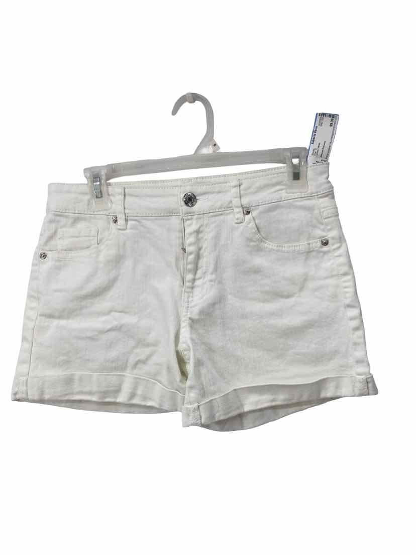 Almost Famous Ladies Size 9 Shorts
