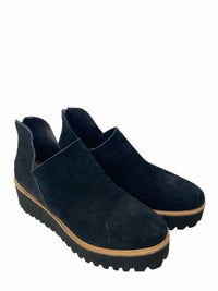 All Black Ladies Size 6 Shoes