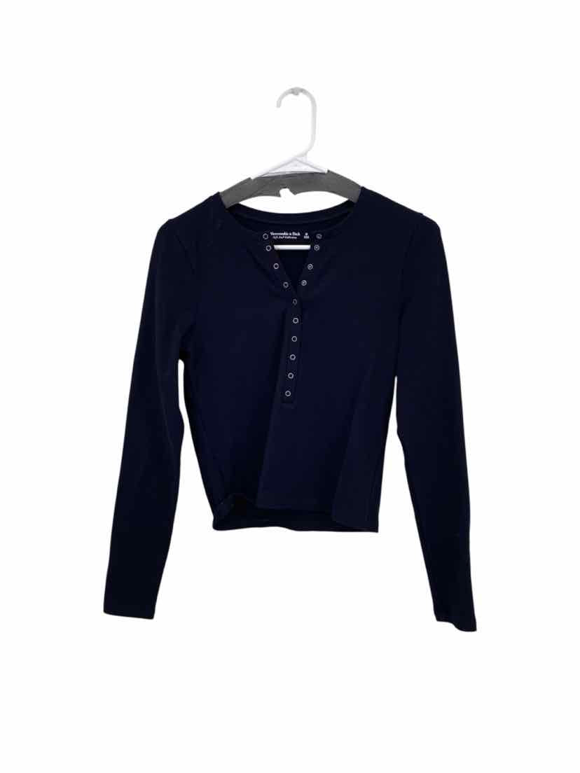 abercrombie Ladies Size M Shirt