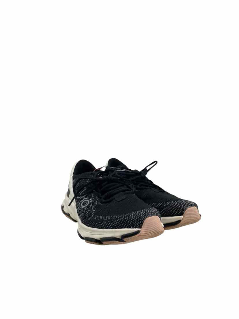 ryka Ladies Size 8 Shoes
