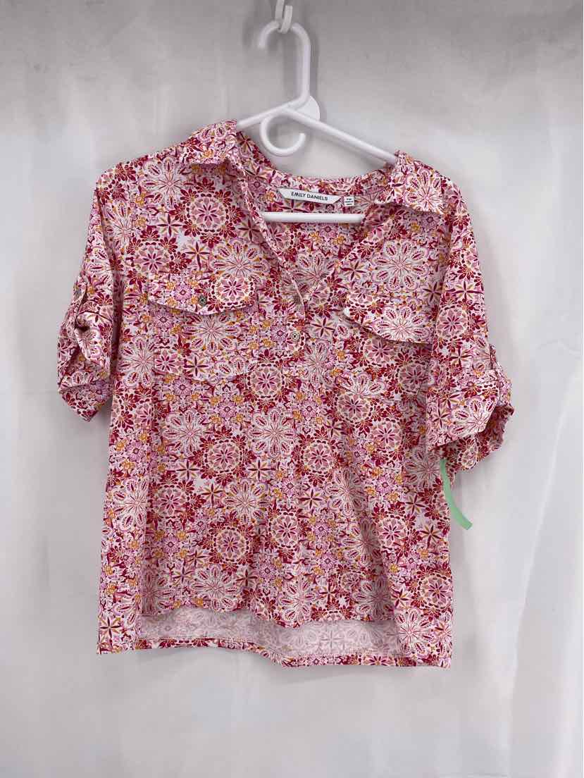 Emily Daniels Ladies Size MP Shirt