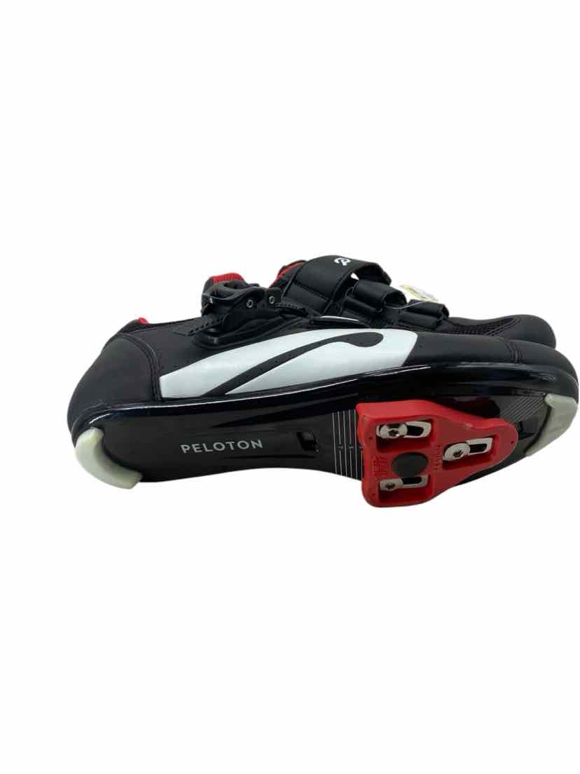 Peleton Ladies Size 40 Shoes