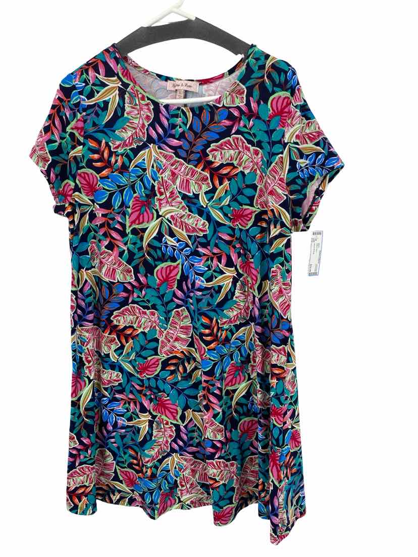 Harlow & Rose Ladies Size L Dress