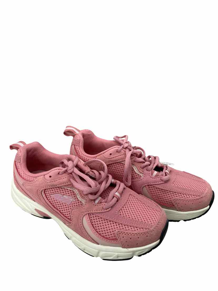 Avia Ladies Size 6.5 Shoes