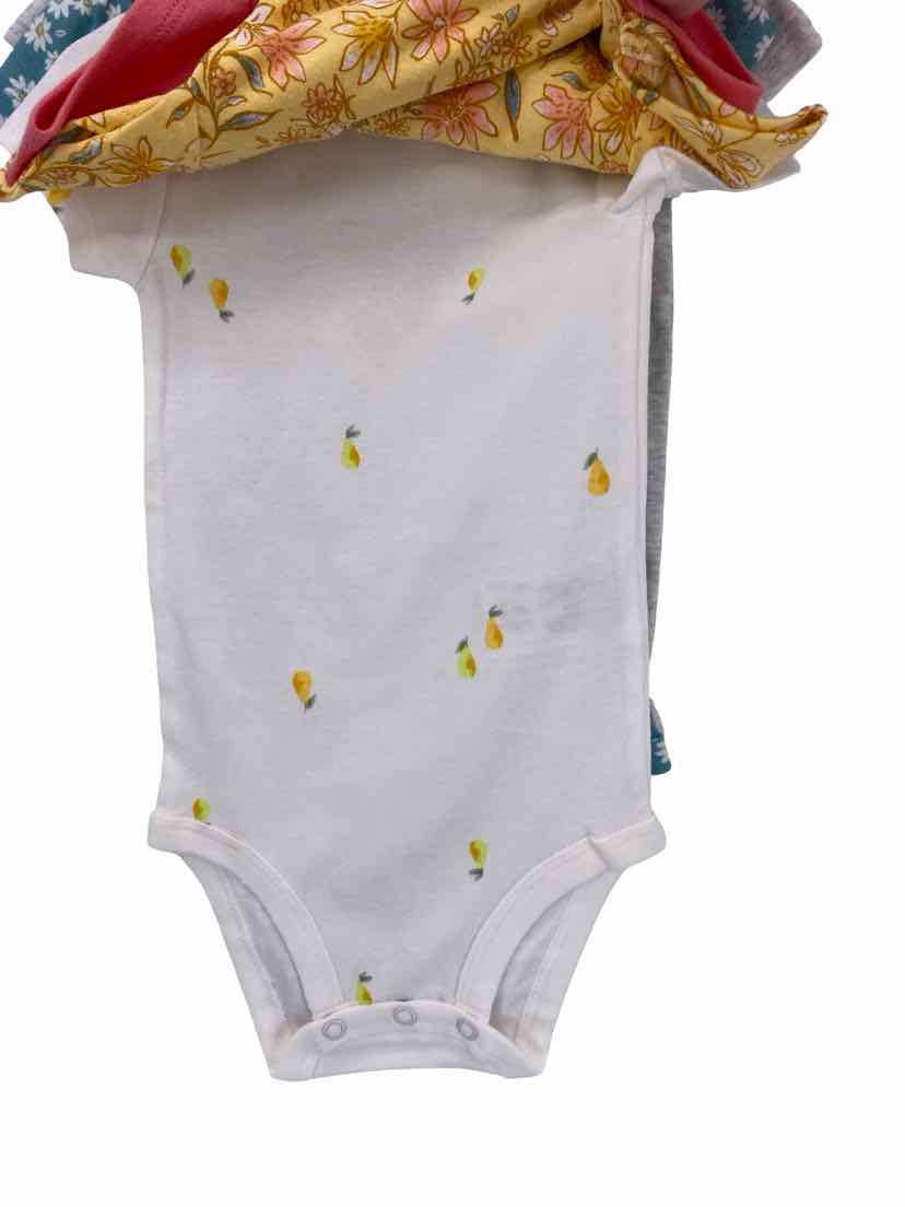 Carter's Kids Size 9m NEW 5 pc