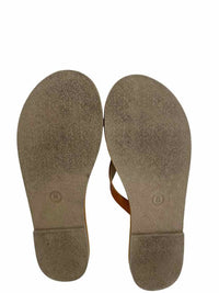 Universal Thread Ladies Size 8 Sandals