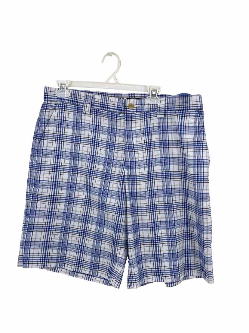 Izod Men's Size 34 Shorts