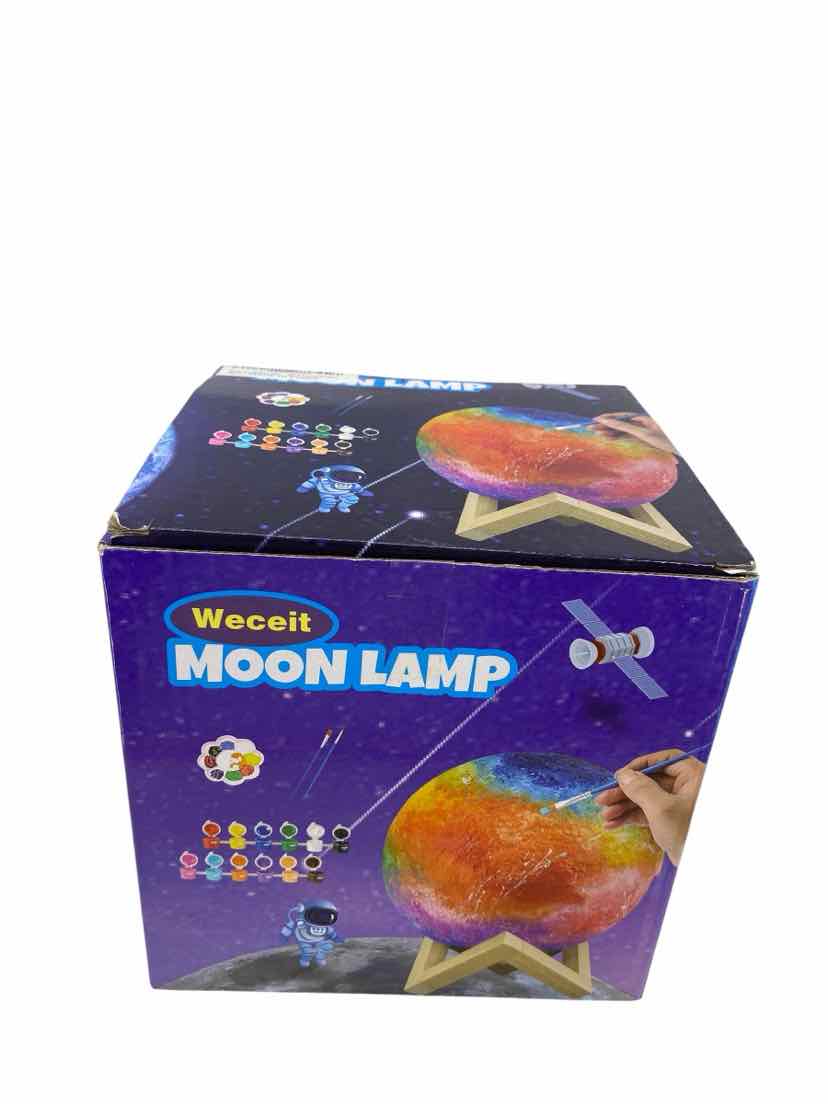 Weceit Moon Lamp NEW Arts and Crafts