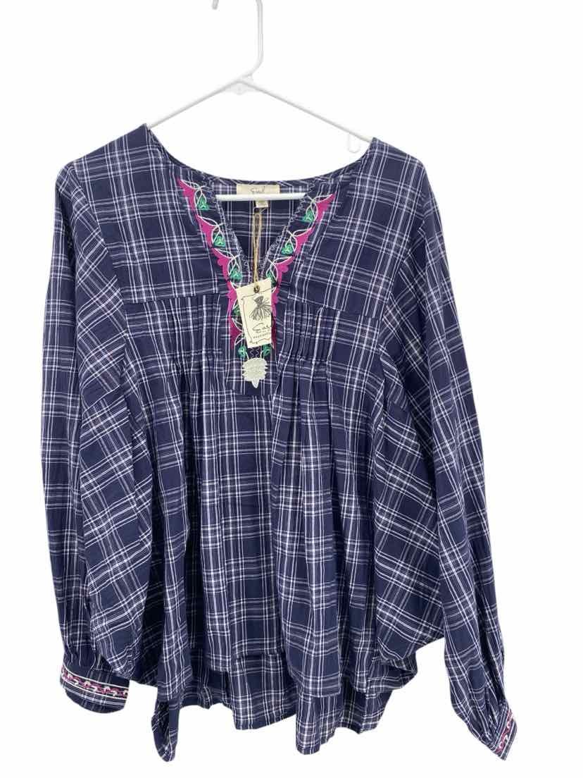 Easel Ladies Size S NEW Shirt