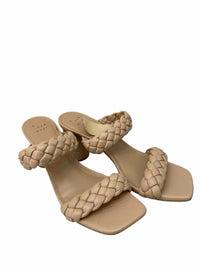 A New Day Ladies Size 8 Shoes
