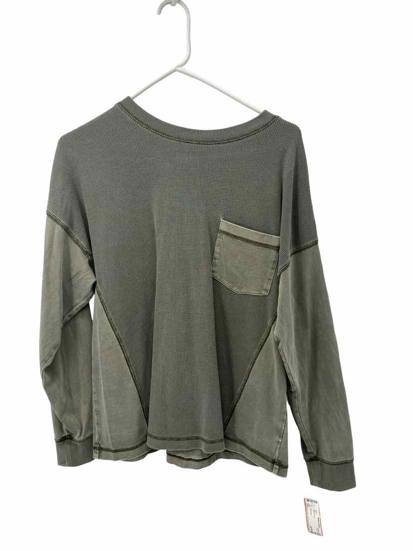 Wild Fable Ladies Size S Shirt