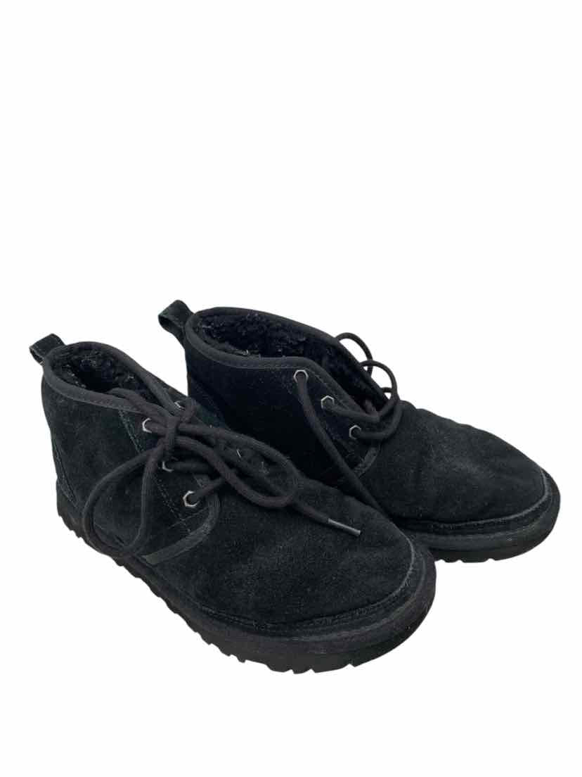 Ugg Ladies Size 8 Shoes