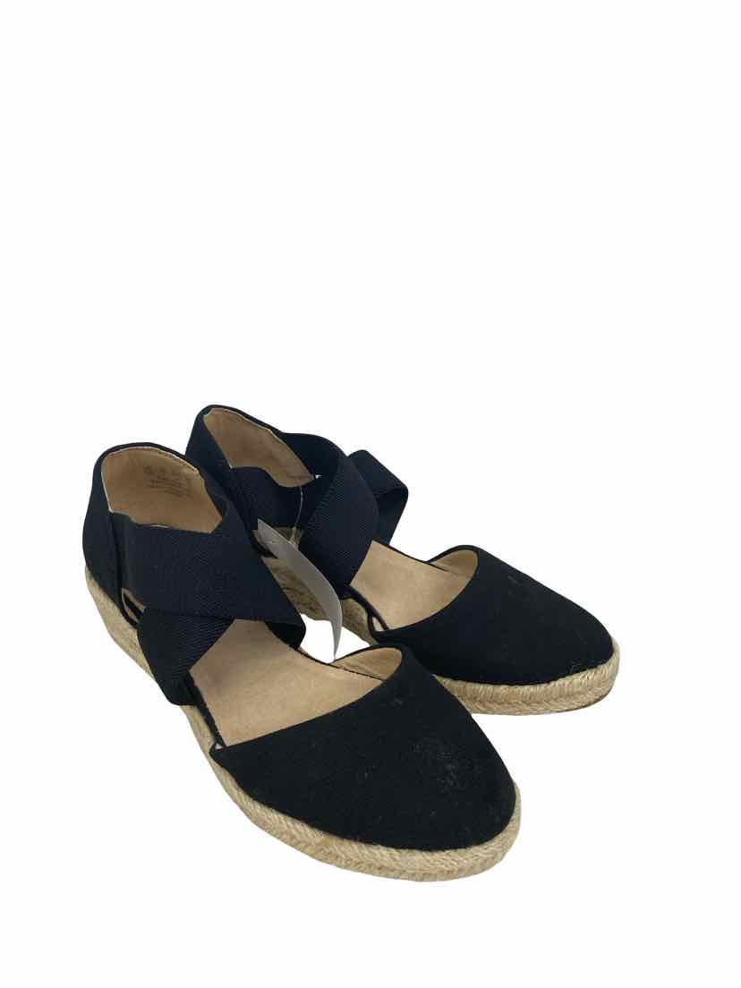 Lifestride Ladies Size 7 Shoes