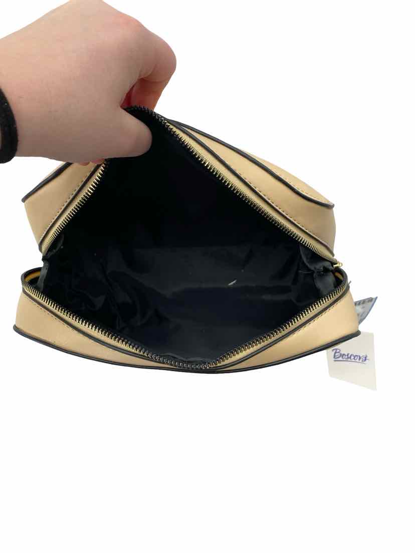Boscov's Ladies NEW Pouch