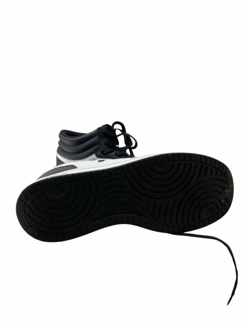 Fila Ladies Size 9 Shoes