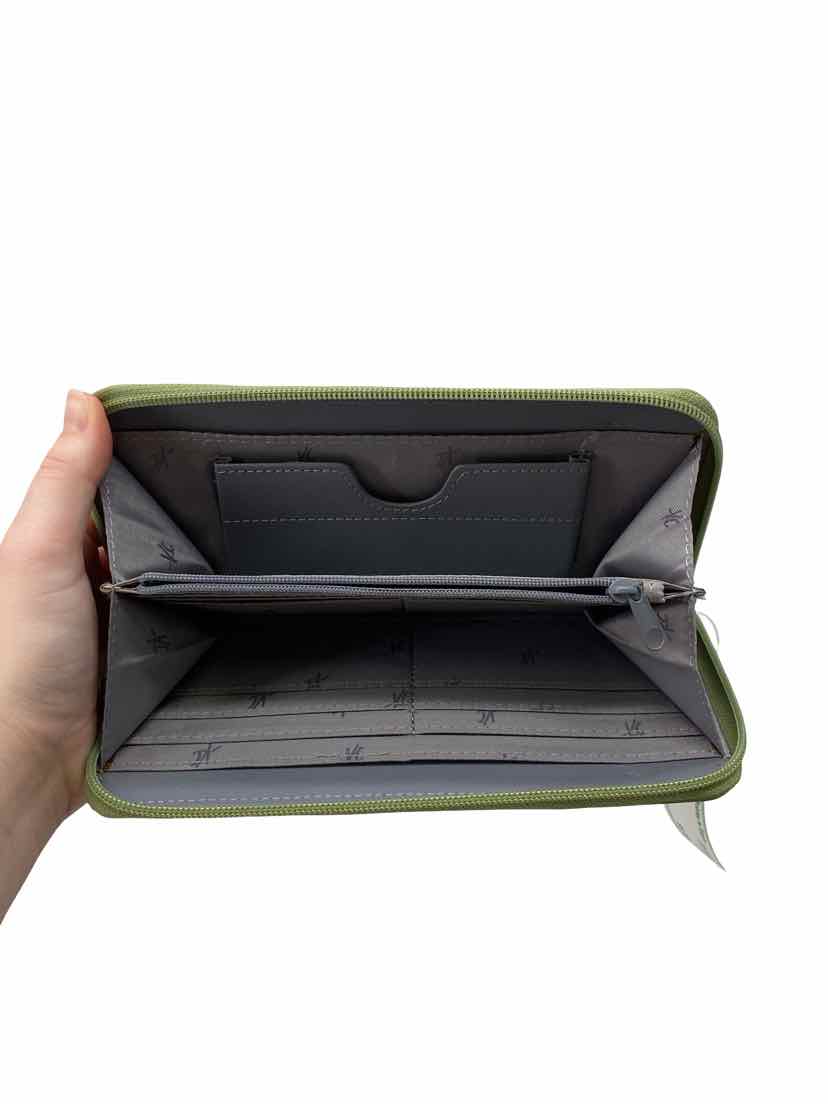 Kenneth Cole Ladies Wallet