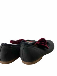OshKosh Kids Size 12 Shoes