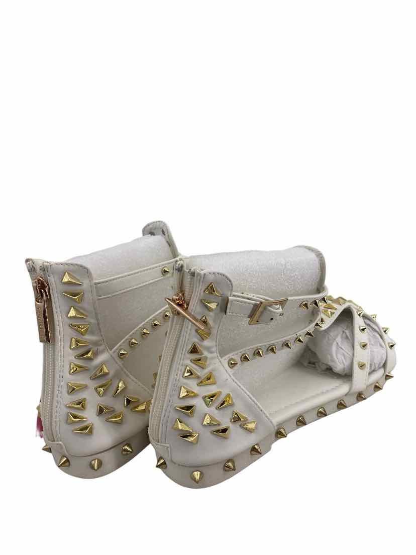Cape Robbin Ladies Size 9 NEW Sandals