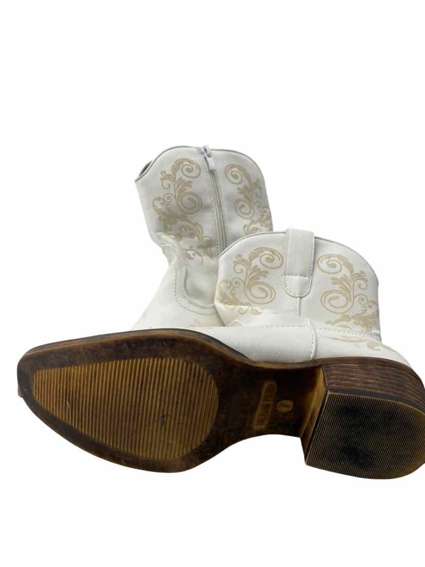 Dreampairs Ladies Size 7 Boots