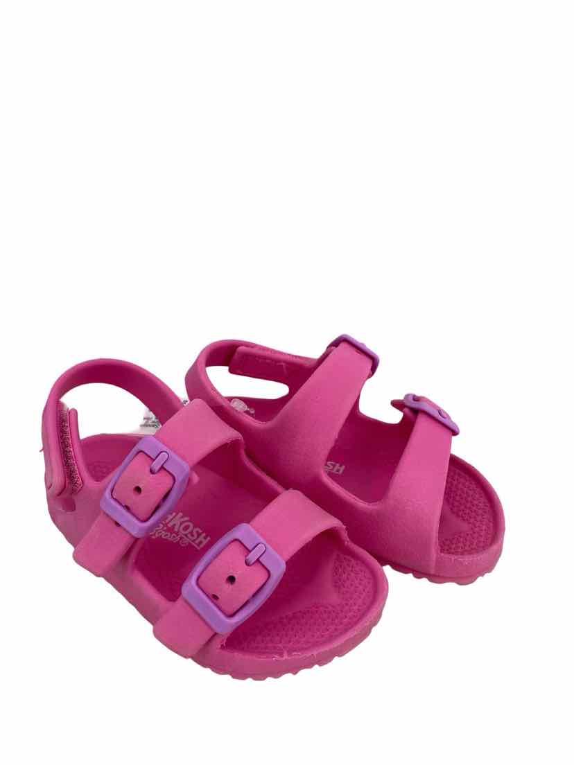 OshKosh Kids Size 6 Sandals