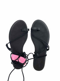Universal Thread Ladies Size 8 Like New Sandals