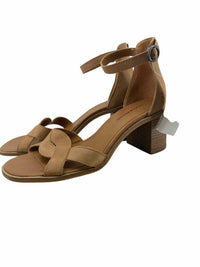 Lucky Brand Ladies Size 7.5 Shoes