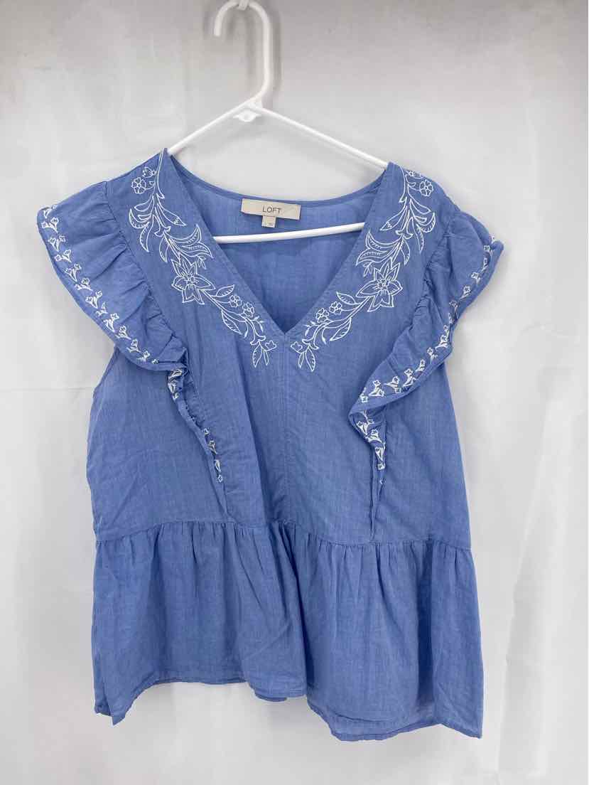 Loft Ladies Size L Shirt