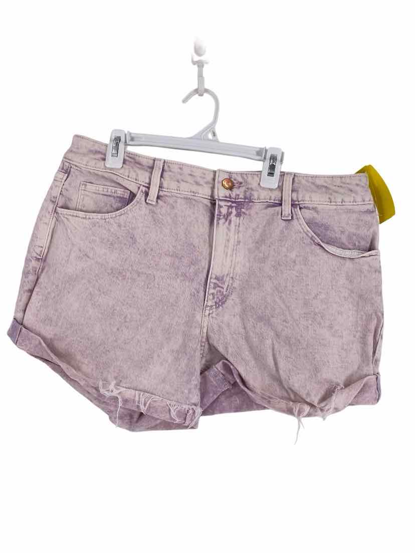 Universal Thread Ladies Size 14/32 Shorts