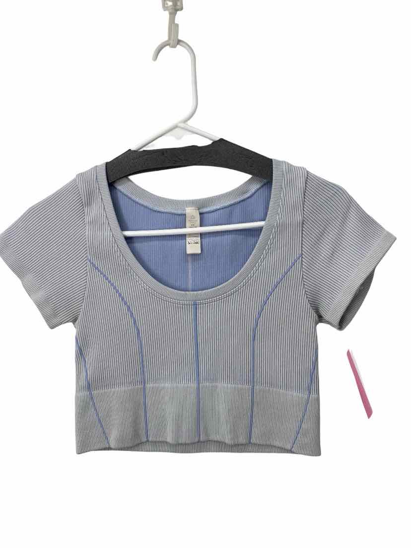 Aerie Ladies Size Medium Shirt