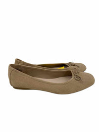 American Eagle Ladies Size 7 Shoes