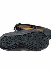 Wonder Nation Kids Size 4 Shoes