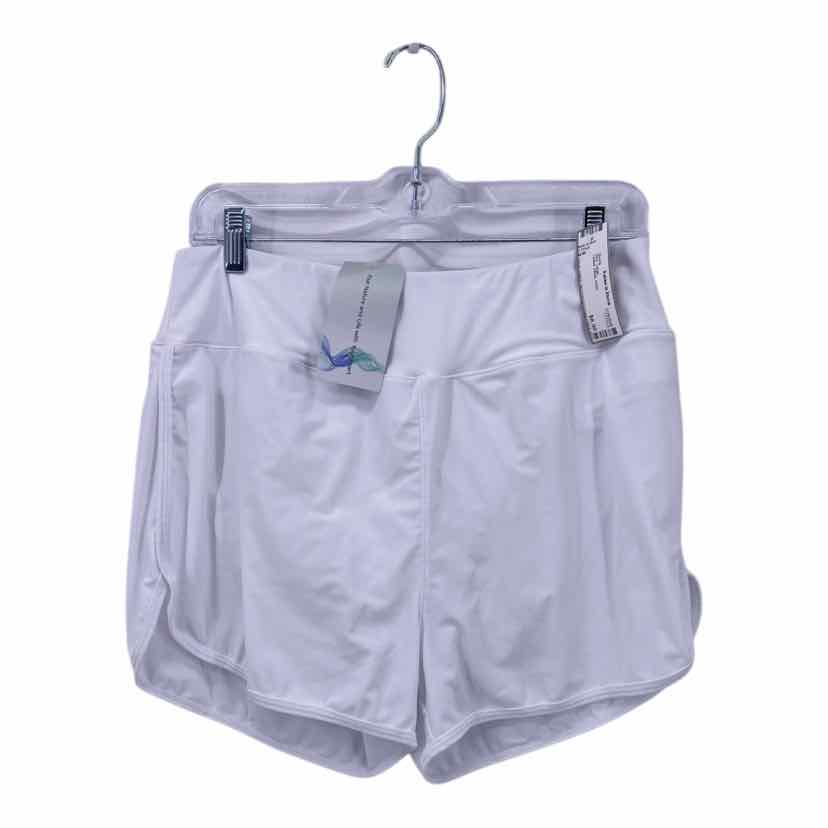 Ladies Size Large NEW Shorts