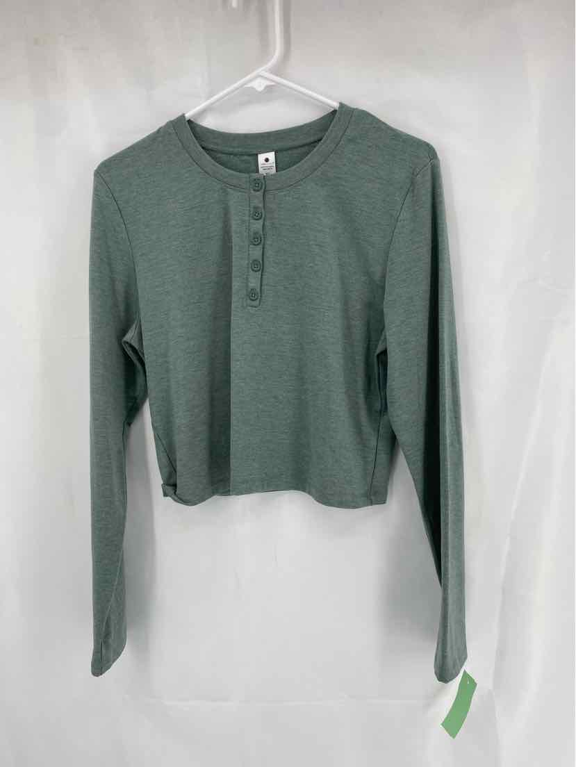 Yogalicious Ladies Size XL Shirt