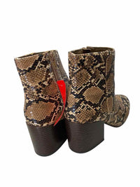 Madden Ladies Size 9 Boots