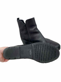 Studio Flex Ladies Size 8 Boots