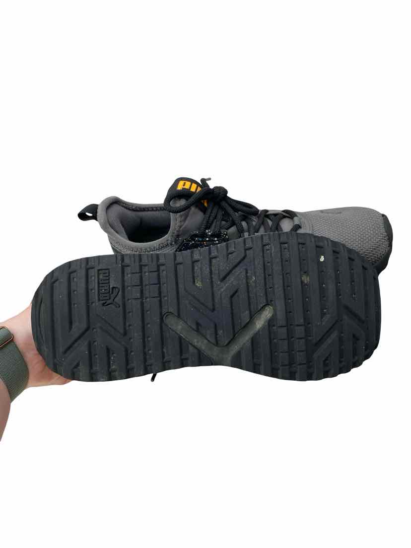 Puma Ladies Size 5 Shoes