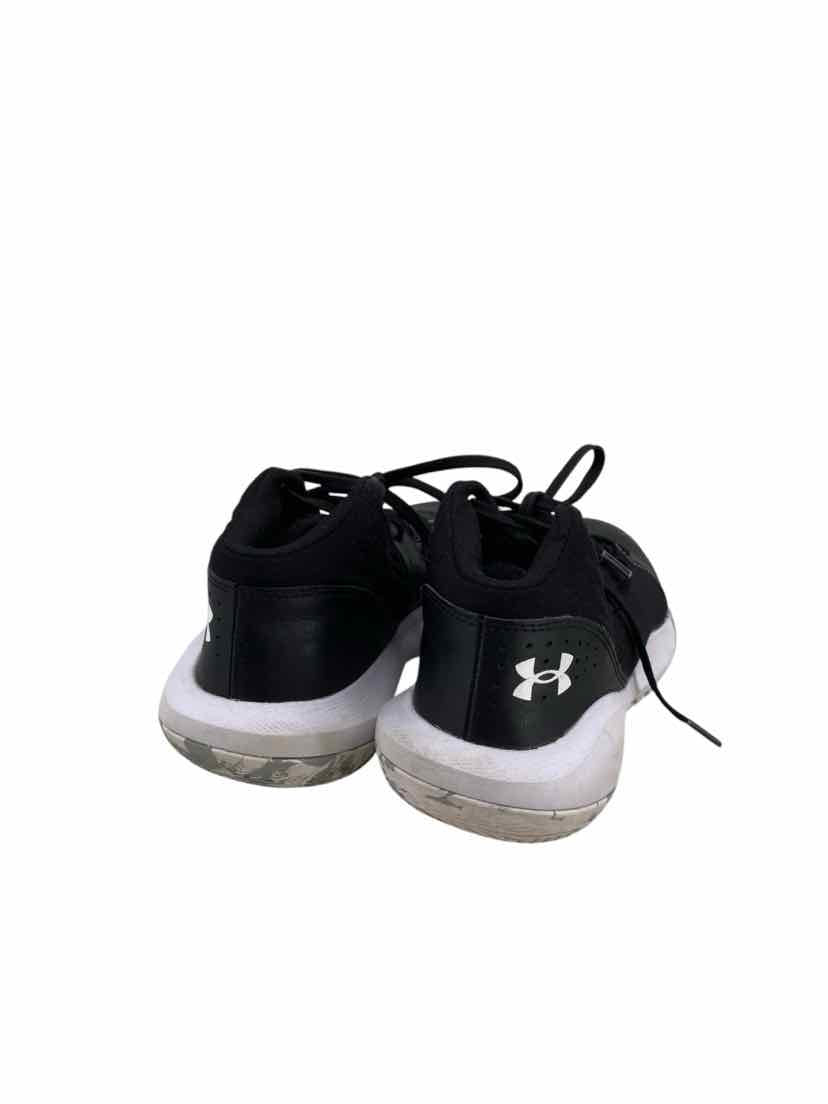 Under Armour Kids Size 4.5 Shoes
