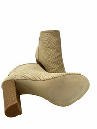 Shoedazzle Ladies Size 9 NWOT Boots