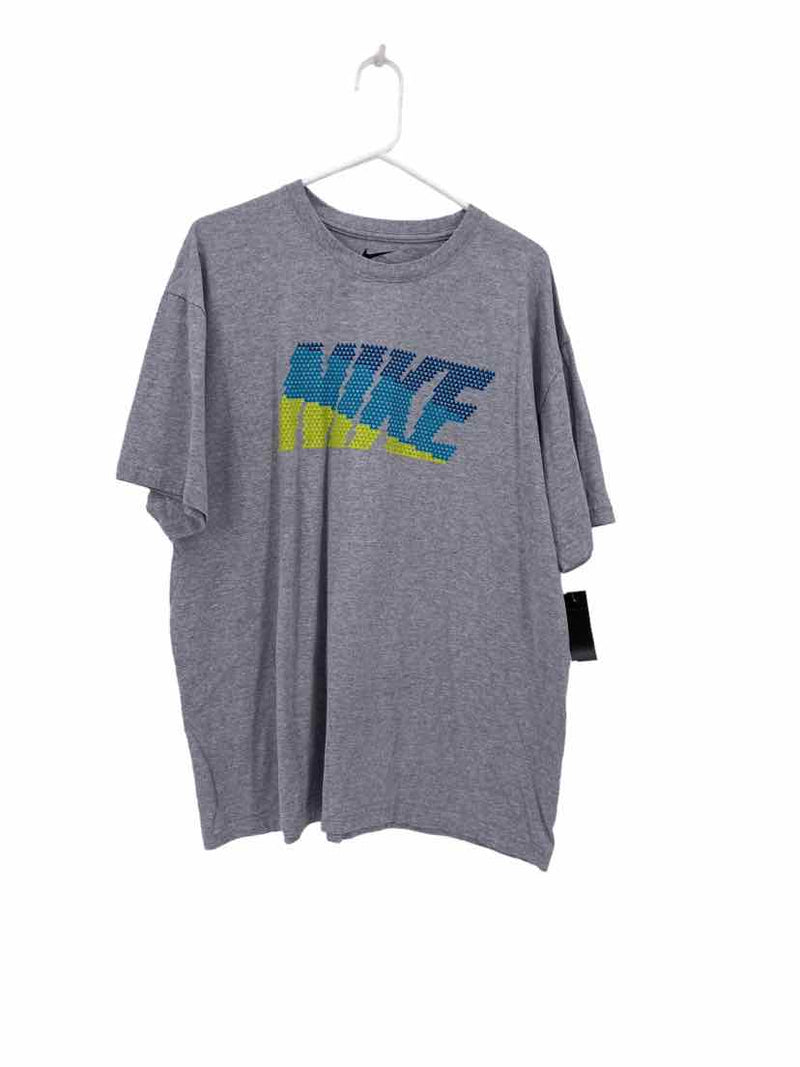 Men's Nike Size XL Shirt